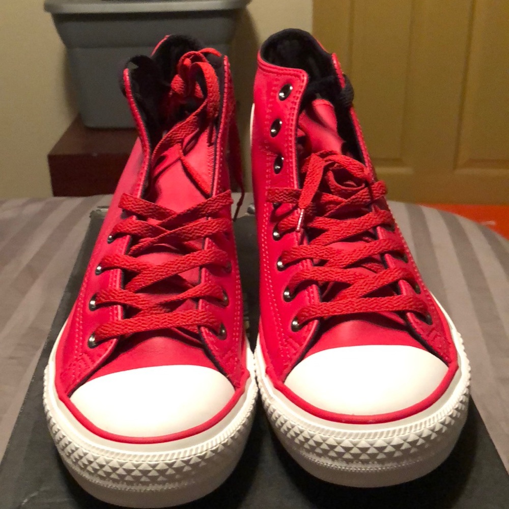 Converse red leather size 10.5